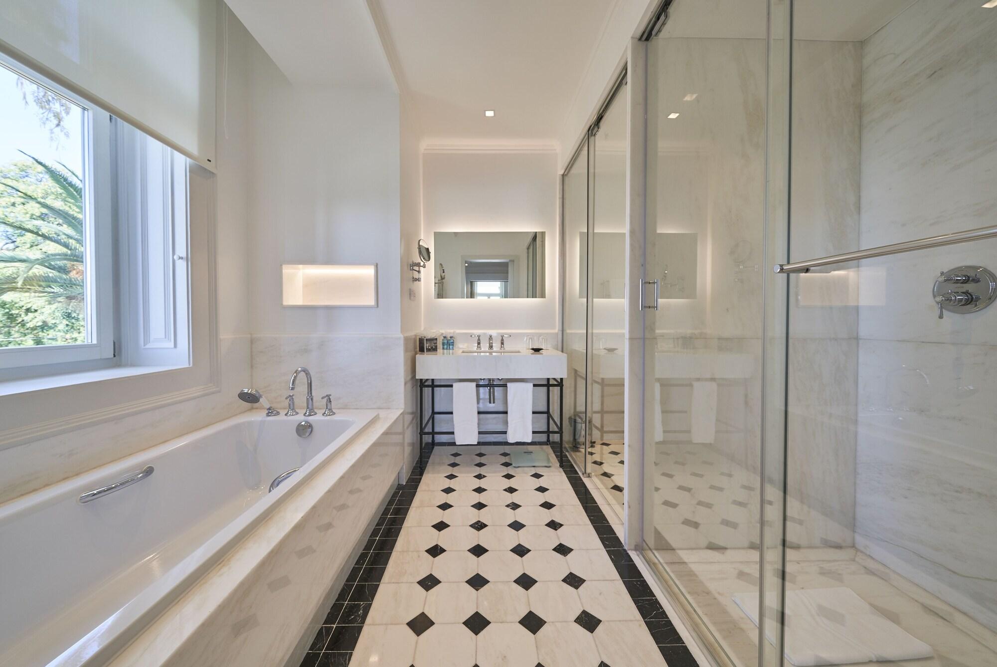 Les Suites At The Cliff Bay - Portobay Funchal  Esterno foto